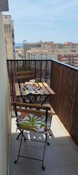 Piso soleado con buena ubicación